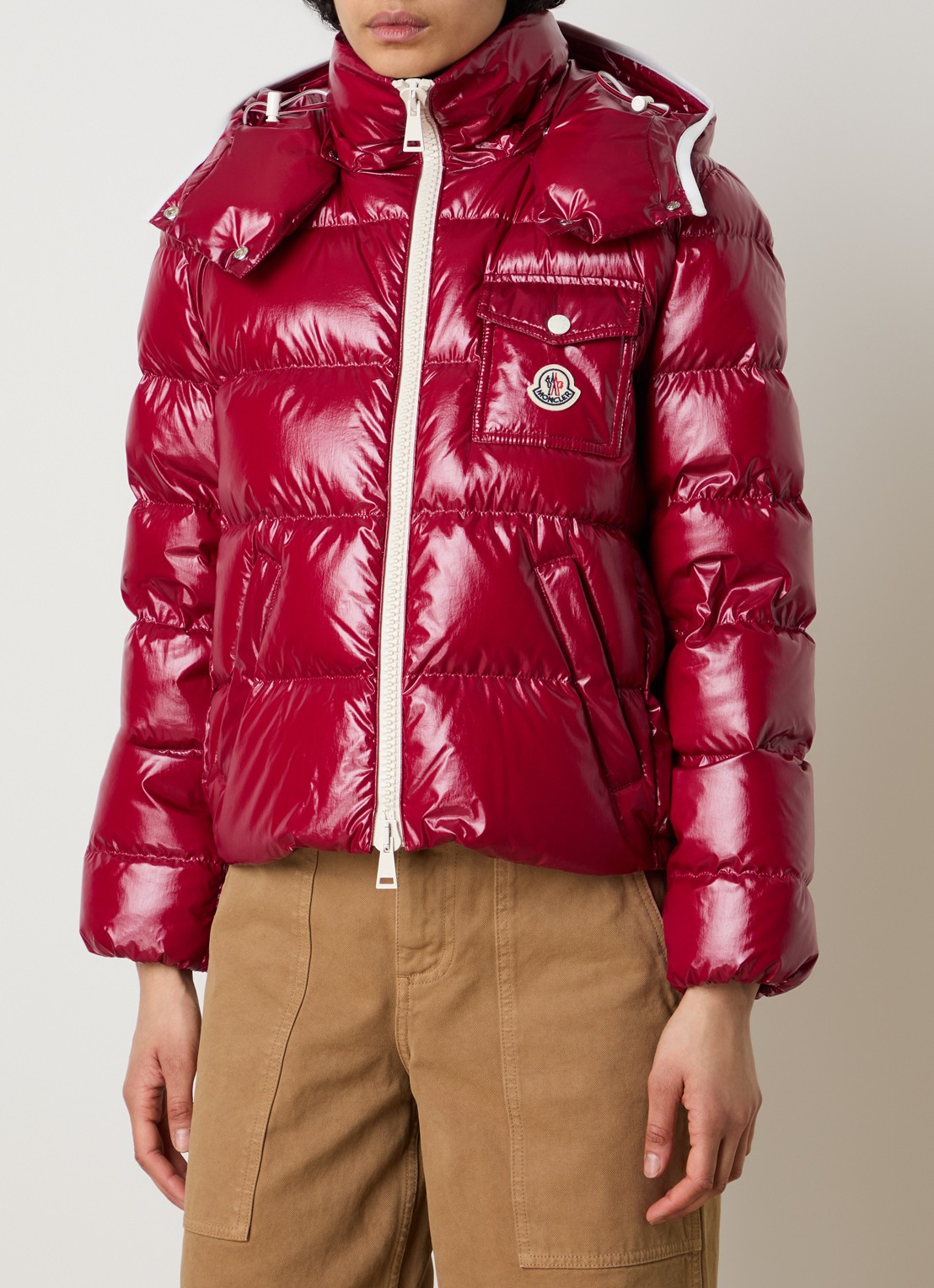 Moncler Andro pufferjack met donsvulling en afneembare capuchon - detail 4 kersenrood
