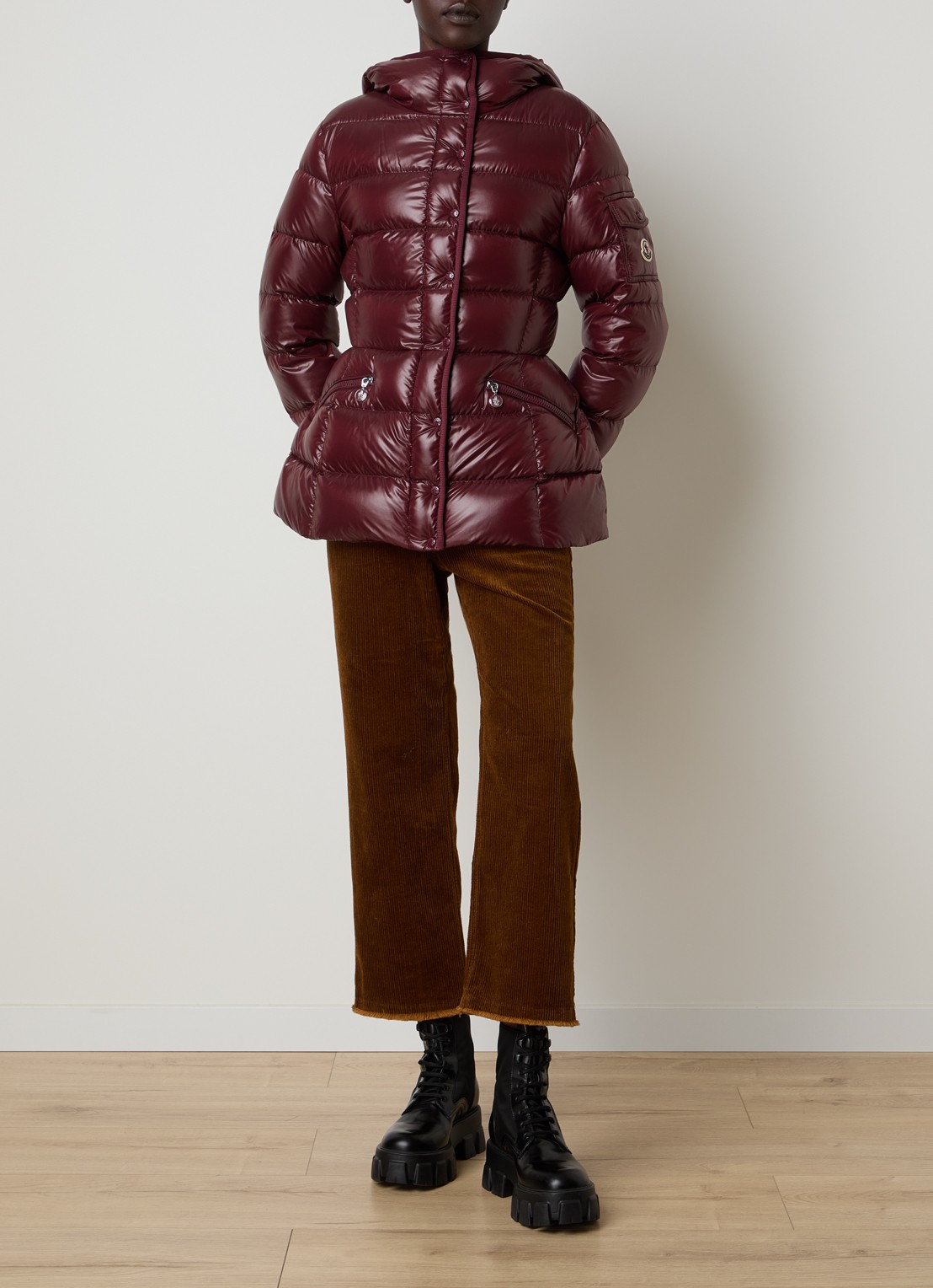 Moncler Barante gewatteerd jack met donsvulling en capuchon - voorkant 6 bordeauxrood