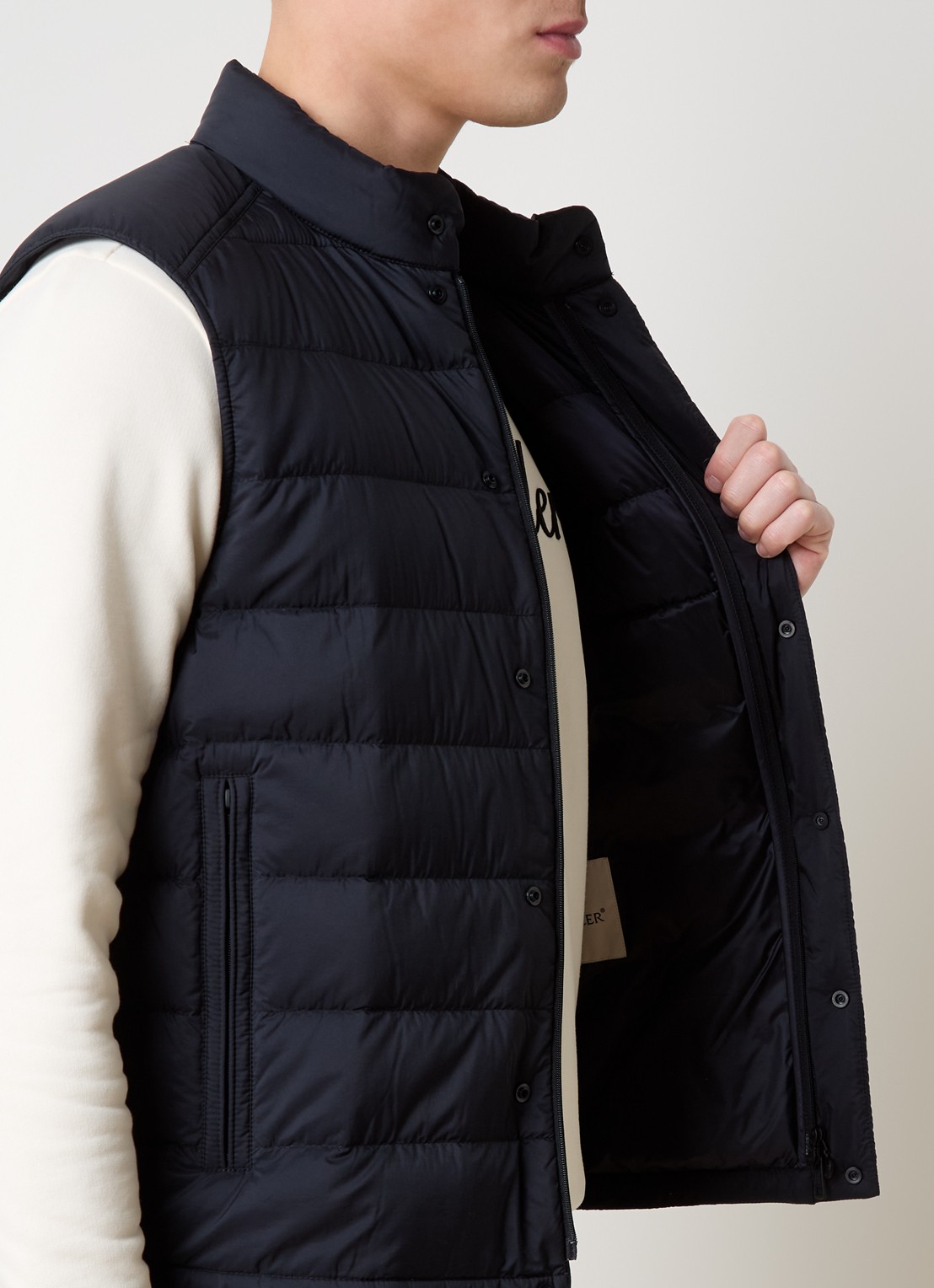 Moncler Barthe gewatteerde bodywarmer met donsvulling en logo - detail 3 donkerblauw