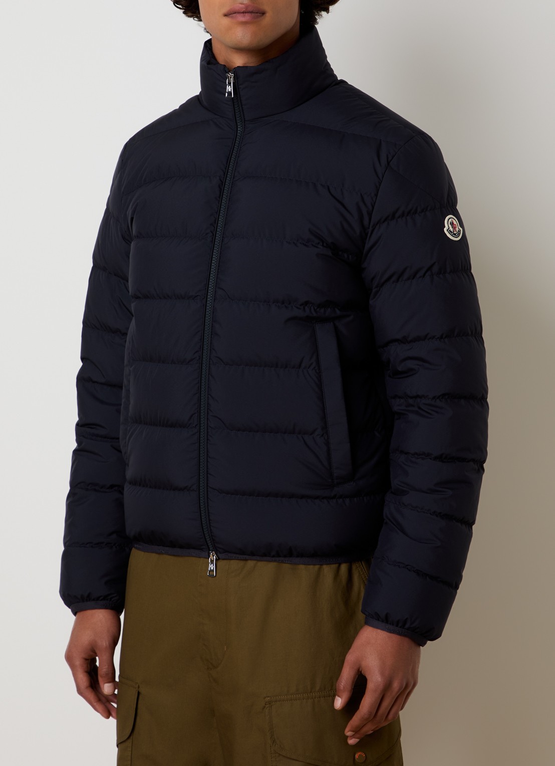 Moncler Baudinet puffer jack met donsvulling en logo - detail 2 donkerblauw