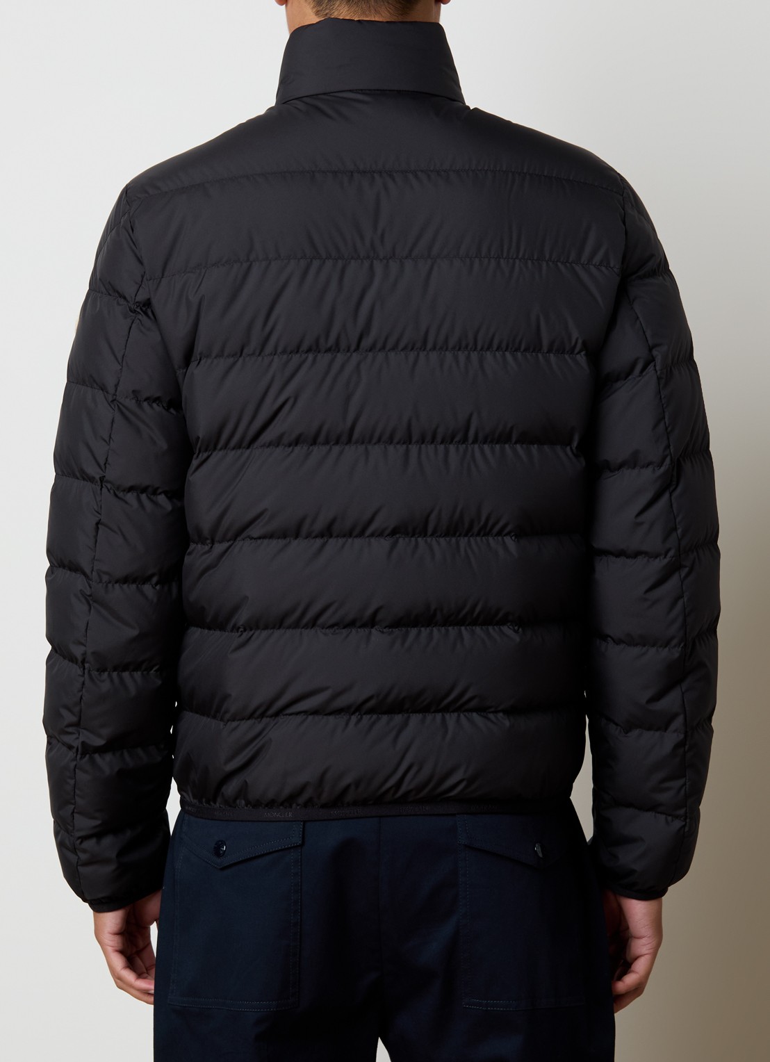 Moncler Baudinet puffer jack met donsvulling en steekzakken - achterkant zwart