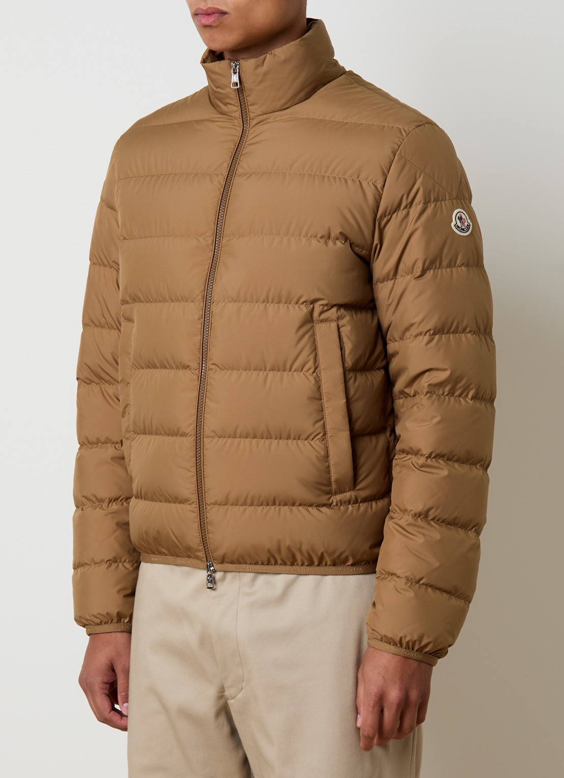 Moncler Baudinet puffer jack met donsvulling en steekzakken - detail zand