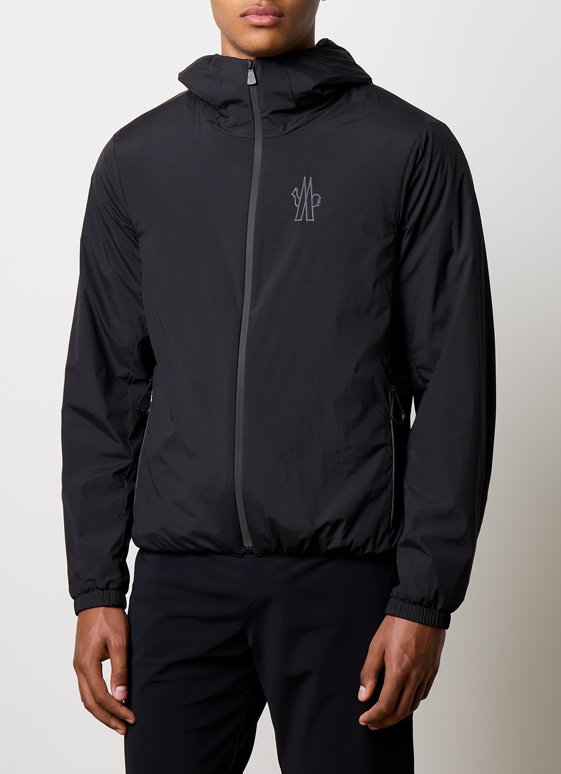 Moncler Bissen windjack met logo en capuchon  - detail zwart