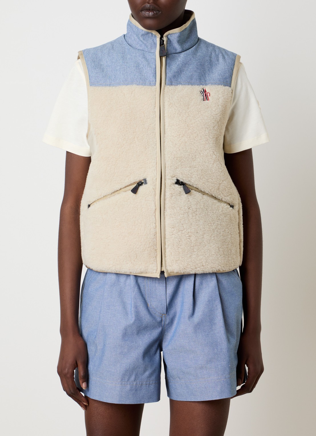 Moncler Bodywarmer van teddy met ritszakken - detail 2 beige