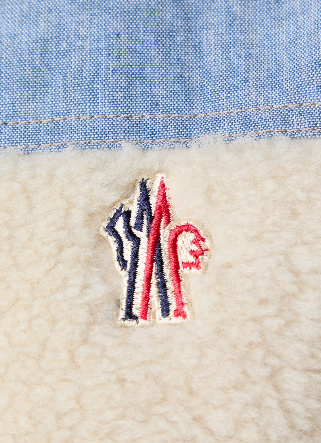 Moncler Bodywarmer van teddy met ritszakken - detail 4 beige