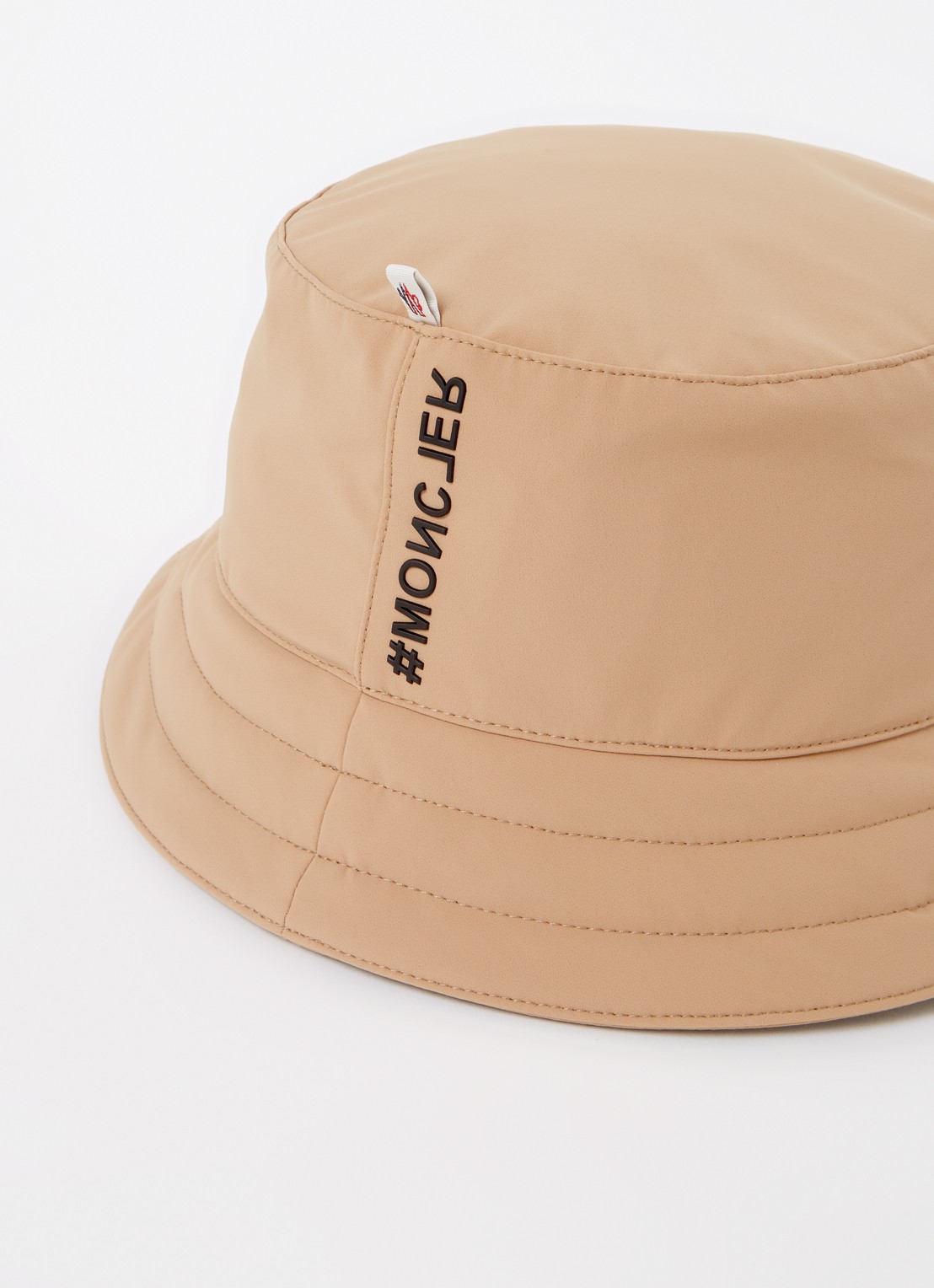 Moncler Bucket hoed met logo - detail camel