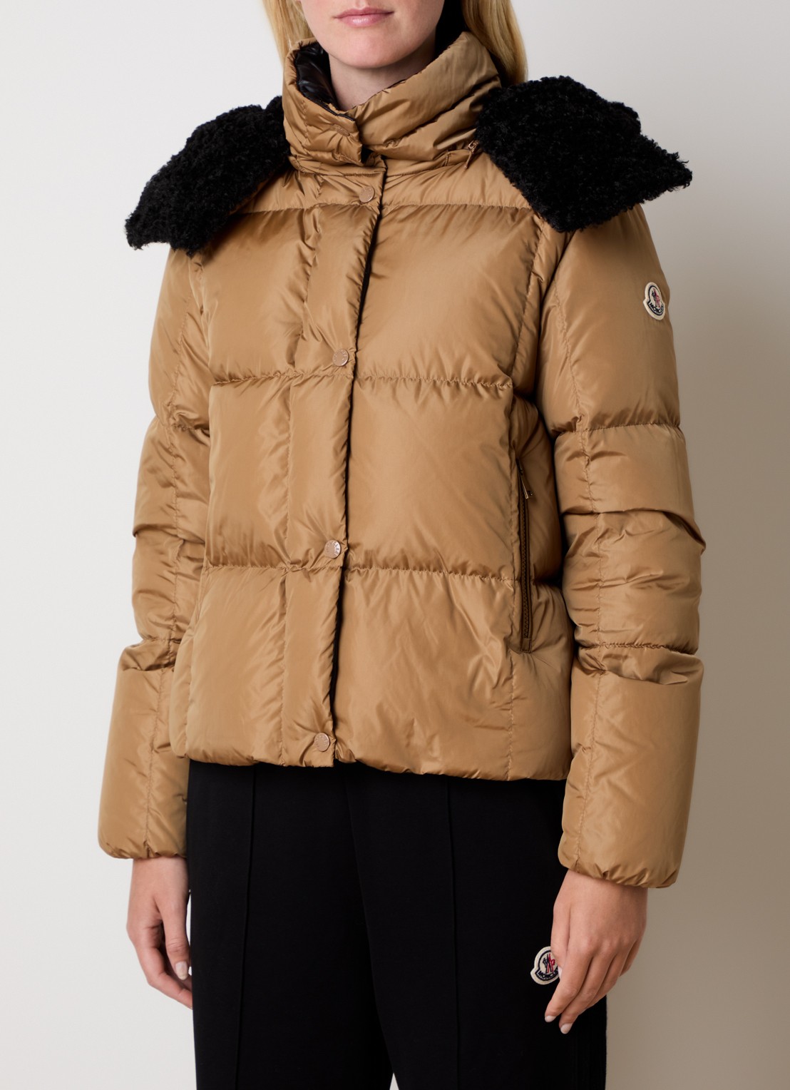Moncler Castelnou puffer jack met afneembare capuchon - detail 3 camel