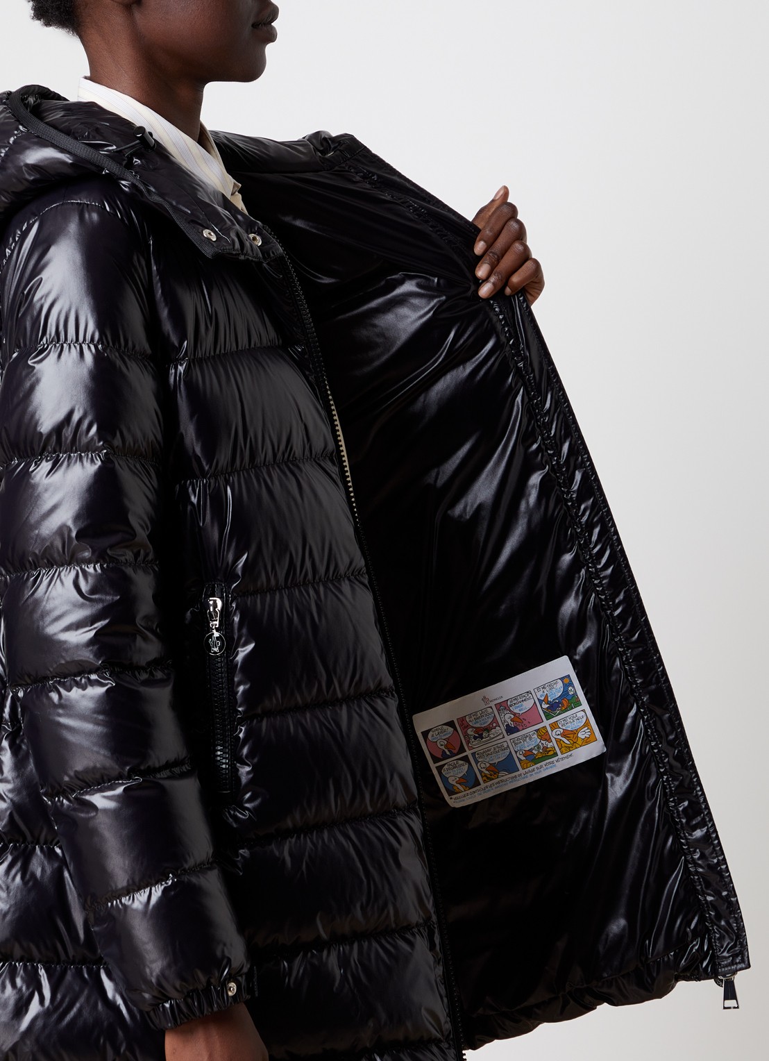 Moncler Courcelles puffer jack met donsvulling en ritszakken - detail 3 zwart