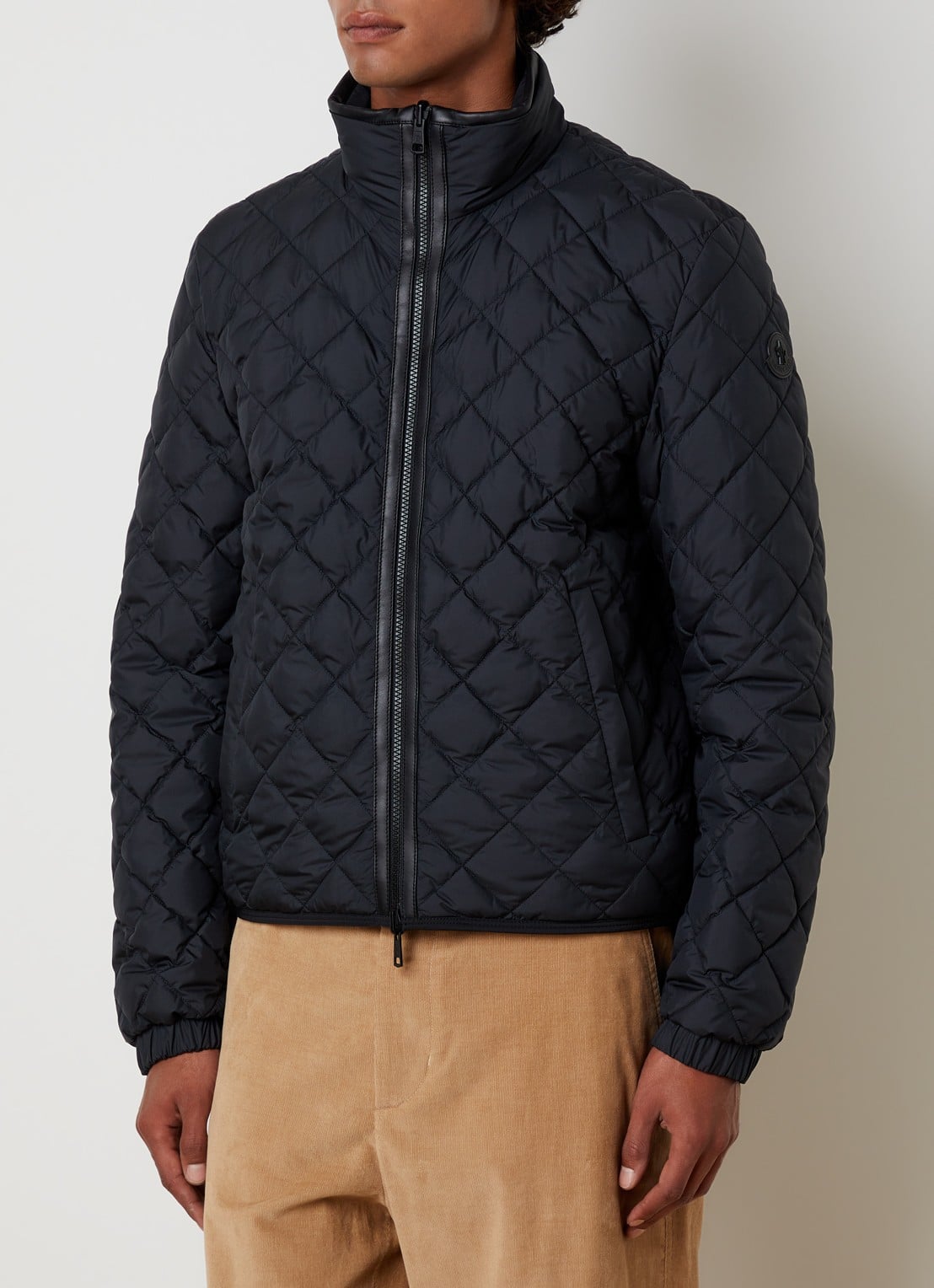 Moncler Delviane gewatteerd jack met donsvulling en quiltpatroon  - detail zwart