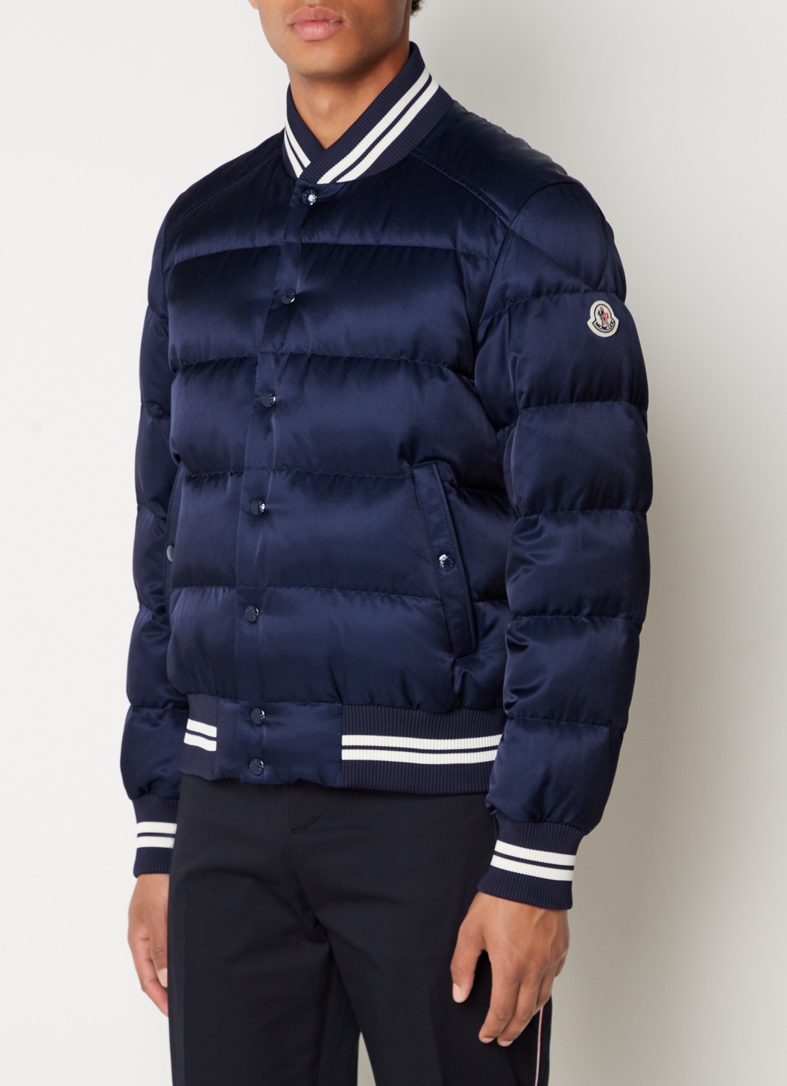 Moncler Dives gewatteerd bomberjack met logoprint - achterkant blauw