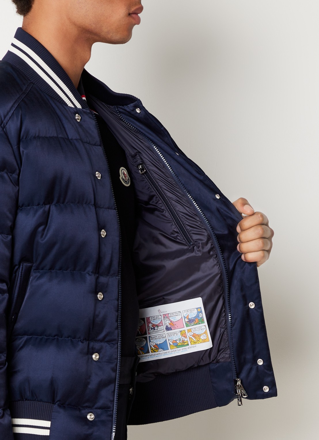 Moncler Dives gewatteerd bomberjack met logoprint - detail 3 blauw
