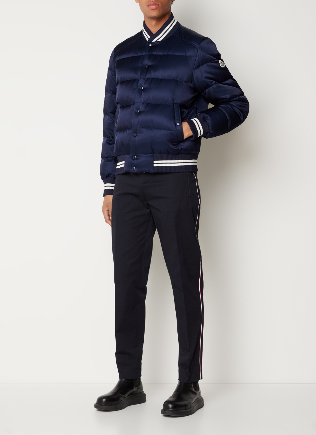 Moncler Dives gewatteerd bomberjack met logoprint - voorkant 6 blauw
