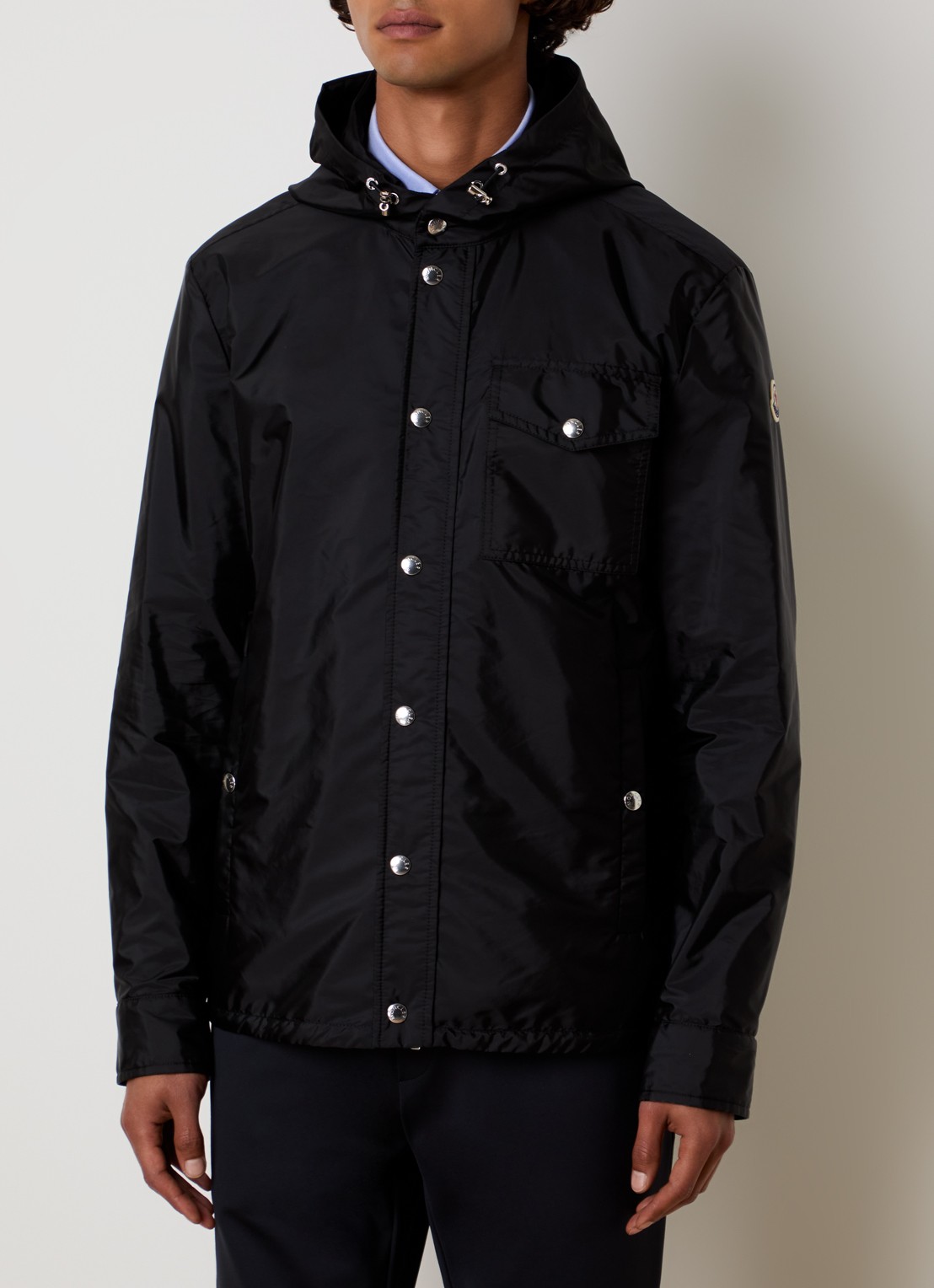 Moncler Duvainne windjack met capuchon en logo - detail 3 zwart