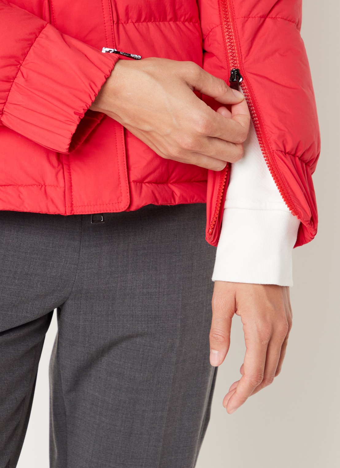 Moncler Etival gewatteerd jack met donsvulling en steekzakken - detail 5 steenrood
