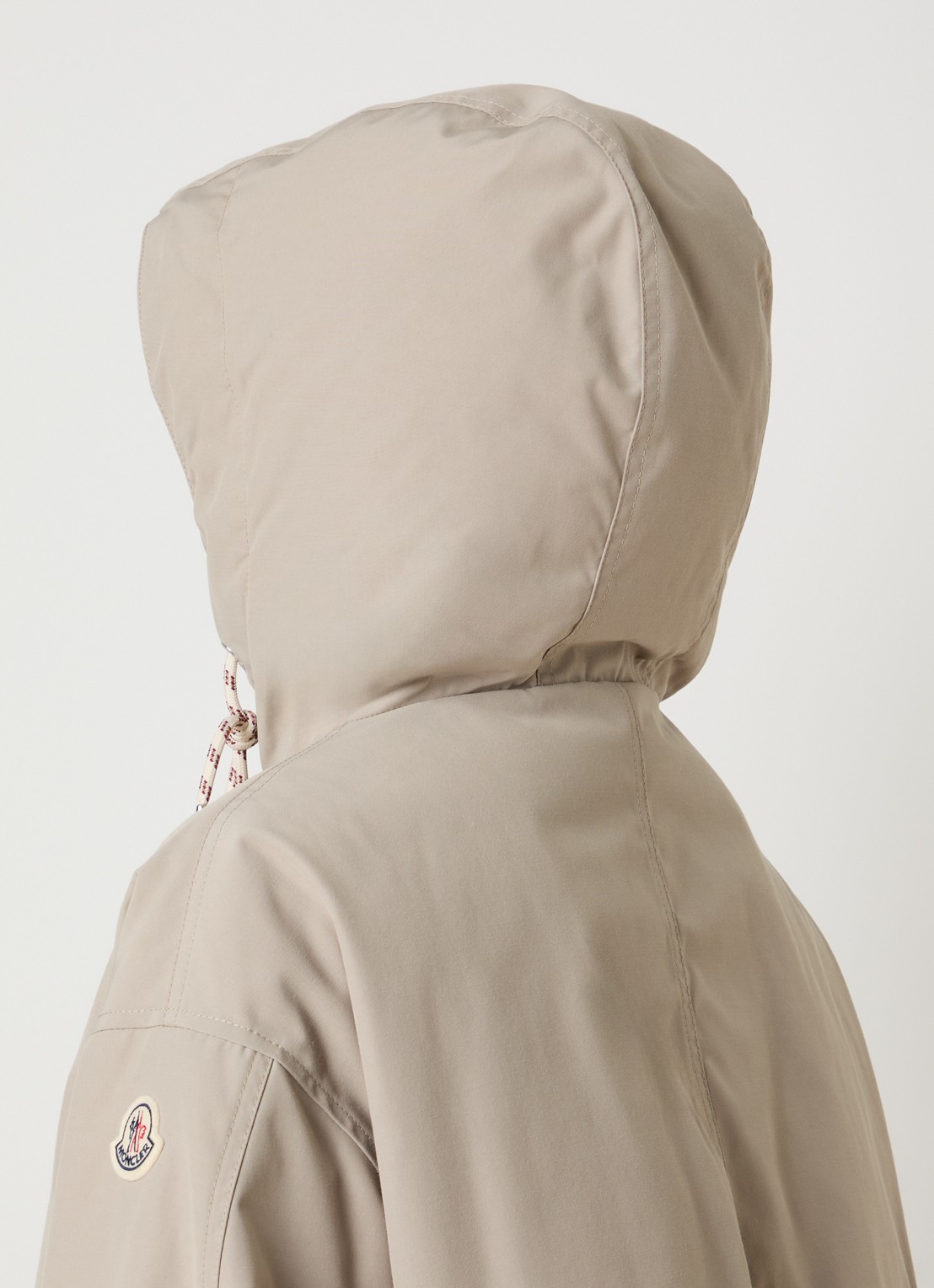 Moncler Eucalyptus cropped gewatteerd jack met donsvulling en capuchon - detail 4 beige