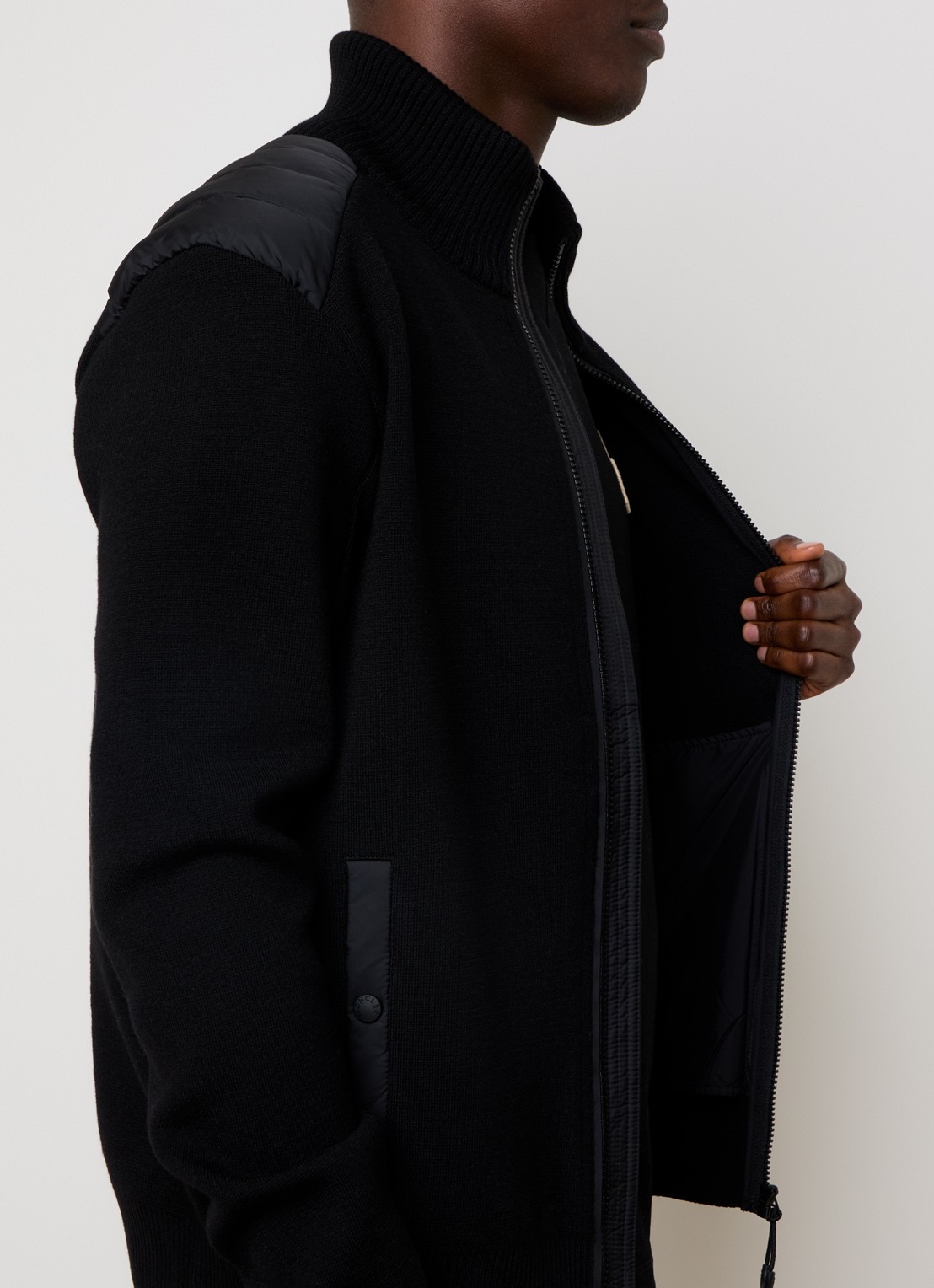 Moncler Fijngebreid vest van scheerwol met donsvulling - detail 5 zwart