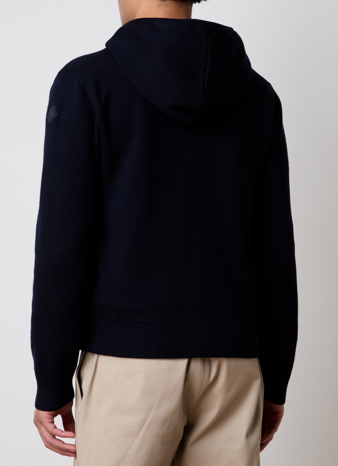 Moncler Fijngebreid vest van scheerwol met gewatteerd voorpand en donsvulling - achterkant donkerblauw