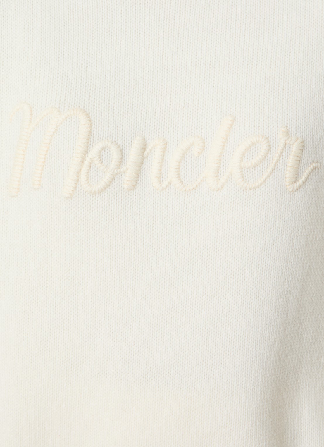 Moncler Fijngebreide pullover in kasjmierblend met logoborduring - detail 5 gebroken wit