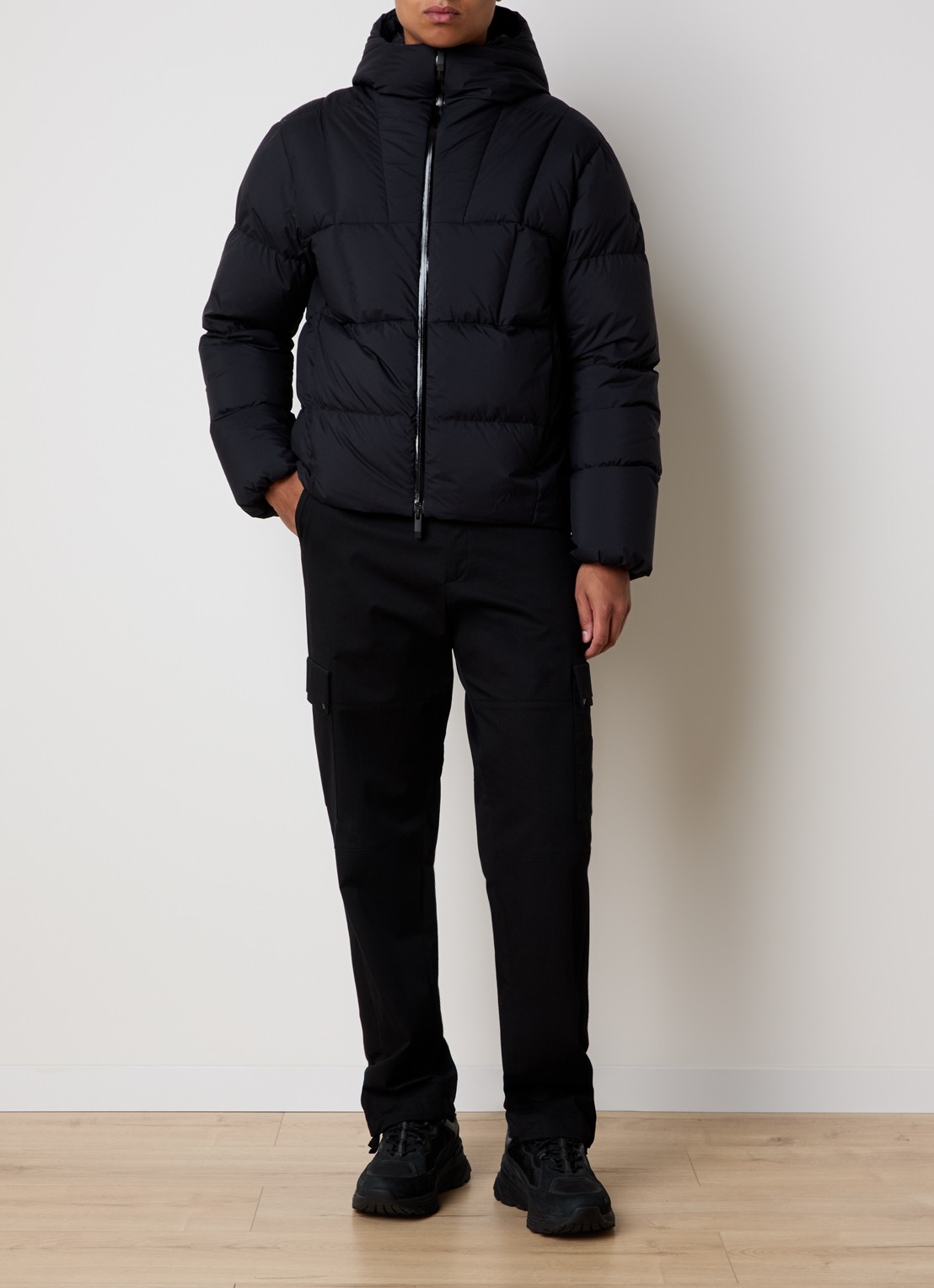Moncler Fusain gewatteerd jack met donsvulling - voorkant 2 zwart