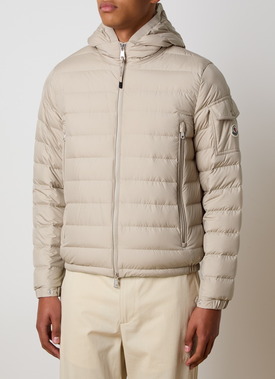 Moncler Galion gewatteerd jack met donsvulling en capuchon - detail beige