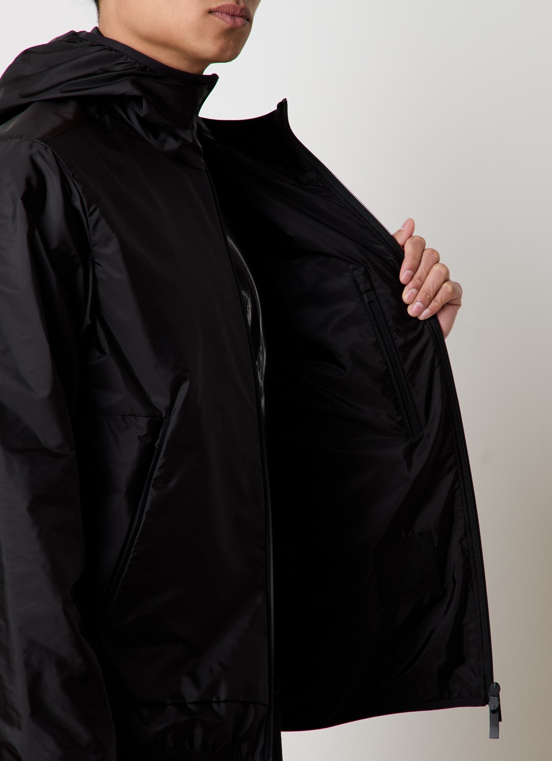 Moncler Granier windjack met backprint en waterafstotende coating - detail 3 zwart