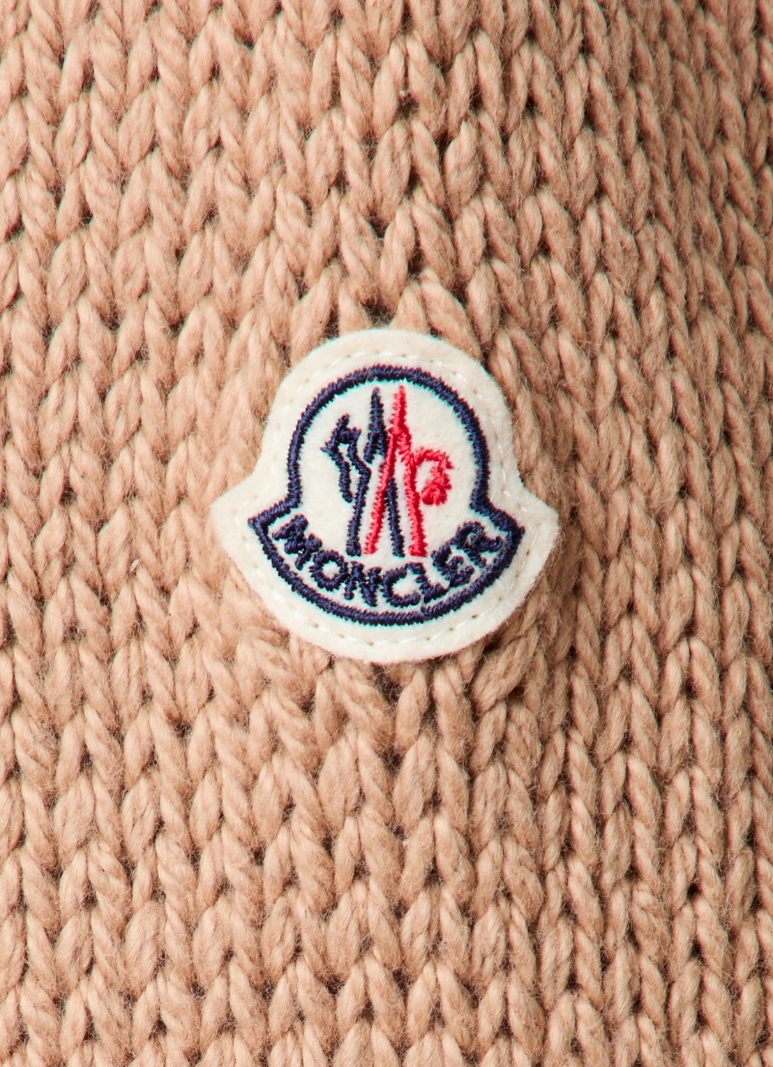 Moncler Grofgebreide trui met ingebreid logo - detail 2 camel