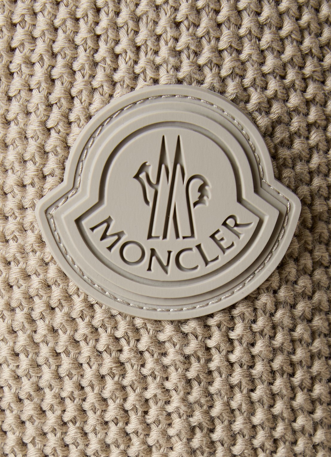 Moncler Grofgebreide trui met logo - detail 2 khaki