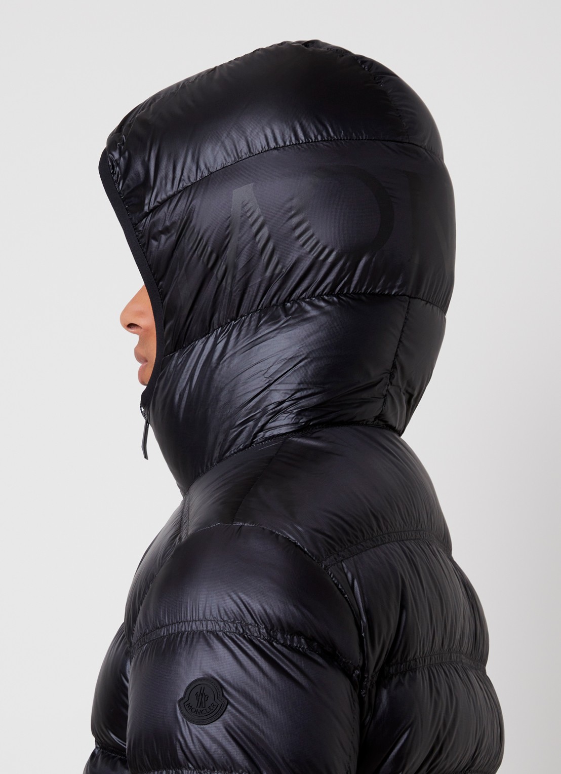 Moncler Guadiana puffer jack met donsvulling en capuchon - detail 3 zwart