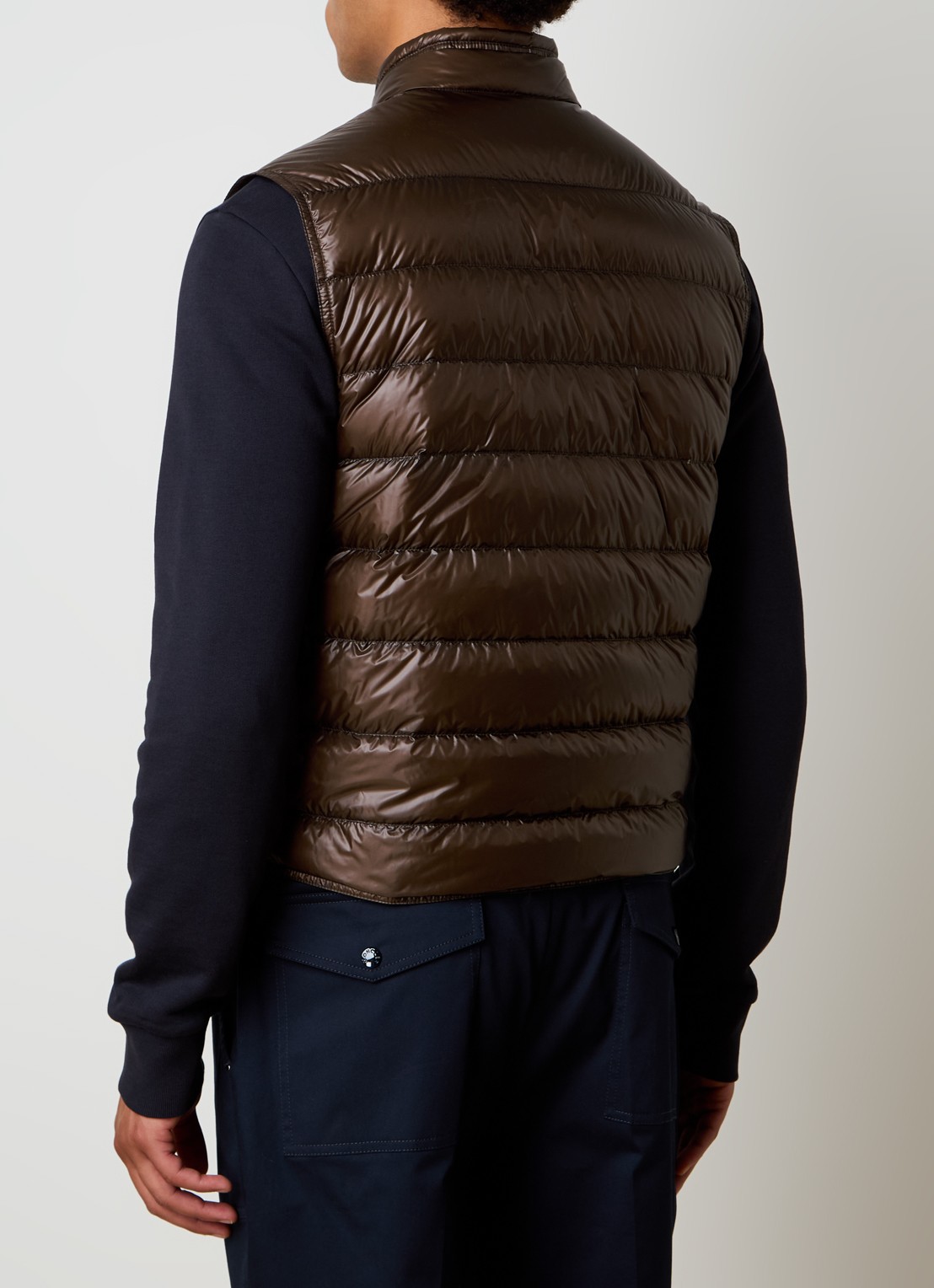 Moncler Gui gewatteerde bodywarmer met donsvulling en logo - achterkant 6 bruin