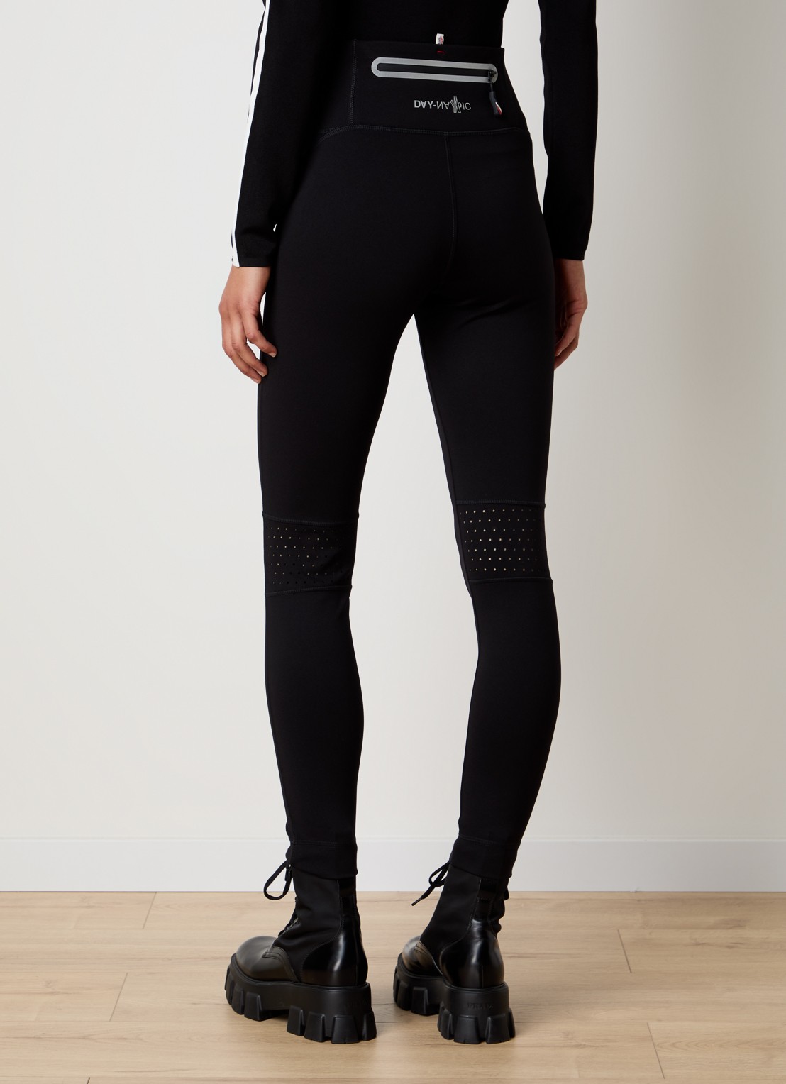 Moncler High waist legging met logo - achterkant 5 zwart