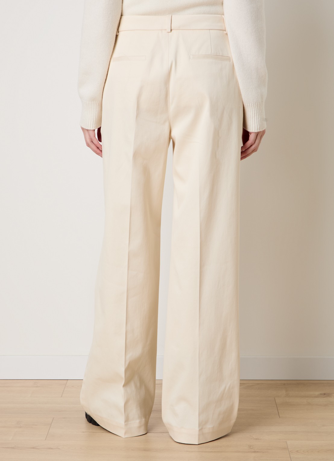 Moncler High waist straight fit pantalon met steekzakken - achterkant beige