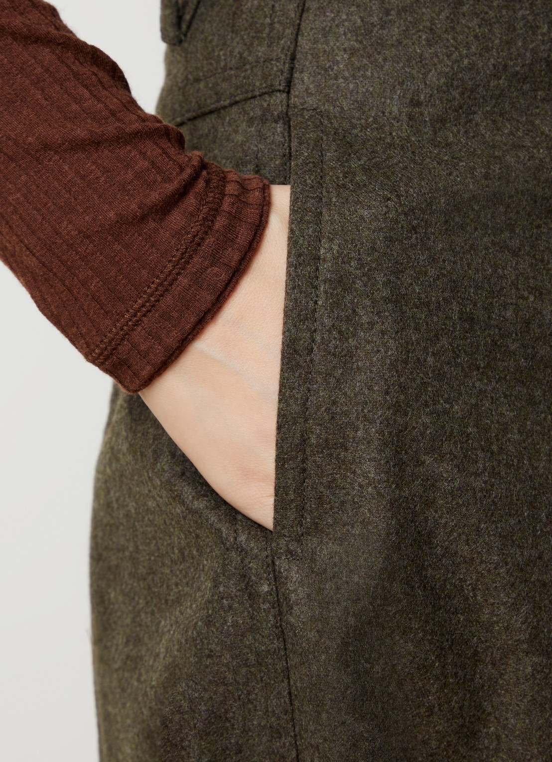 Moncler High waist wide fit broek van wol met steekzakken - detail 4 bronsgroen