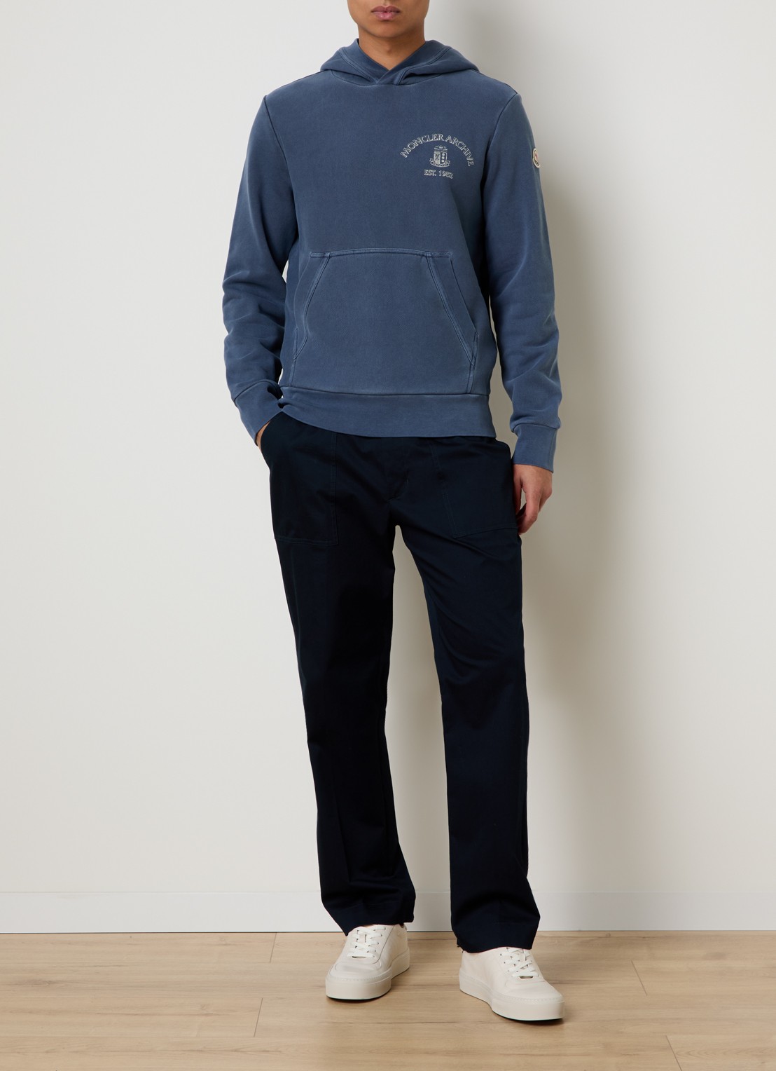 Moncler Hoodie met logoprint en kangeroezak - voorkant 6 staalblauw