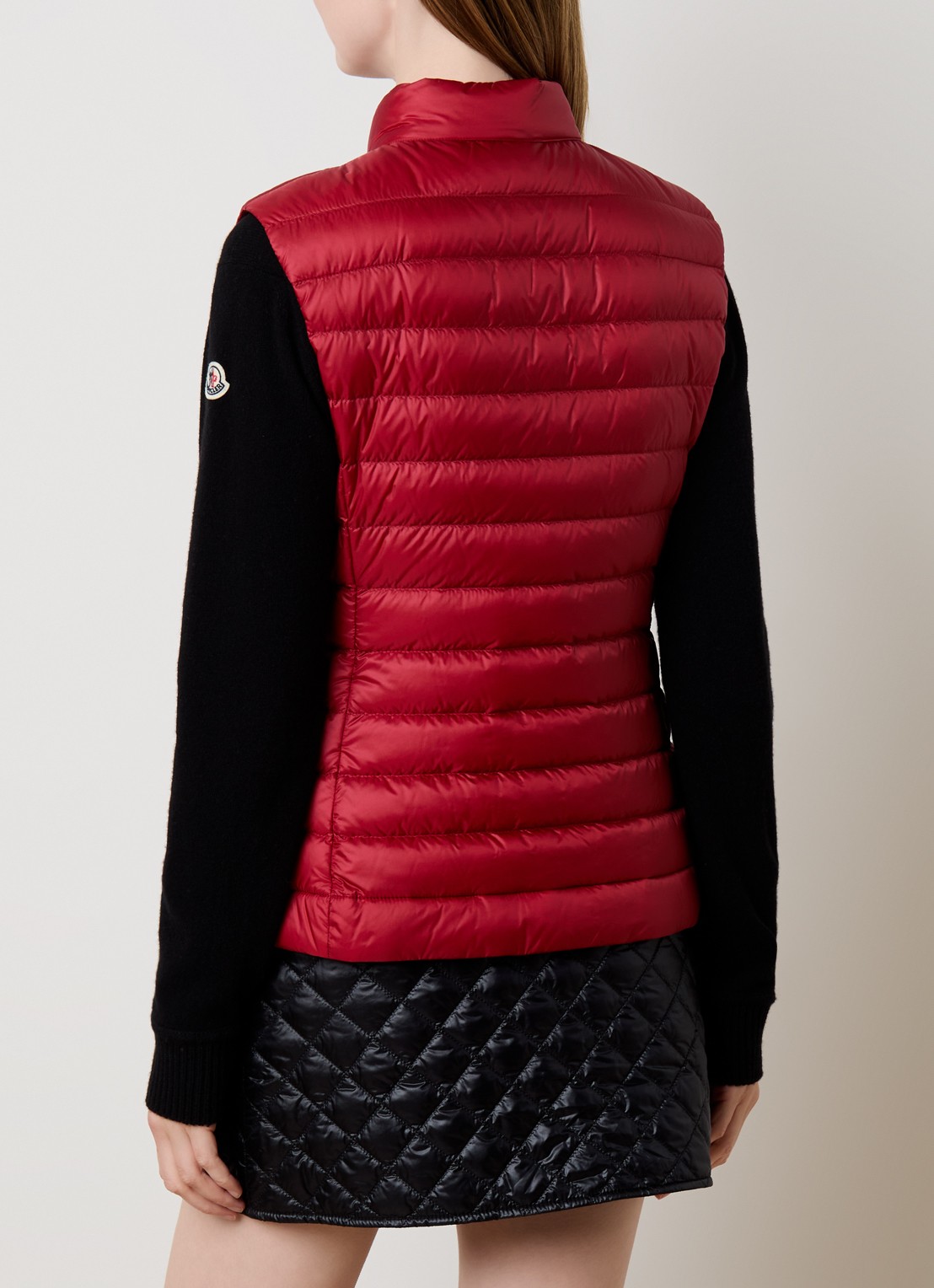 Moncler Igens gewatteerde bodywarmer met donsvulling - achterkant rood