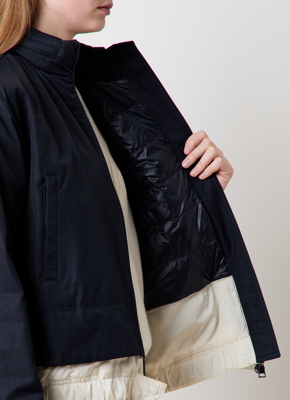 Moncler Janze gewatteerd jack met opbergbare capuchon - detail 3 donkerblauw