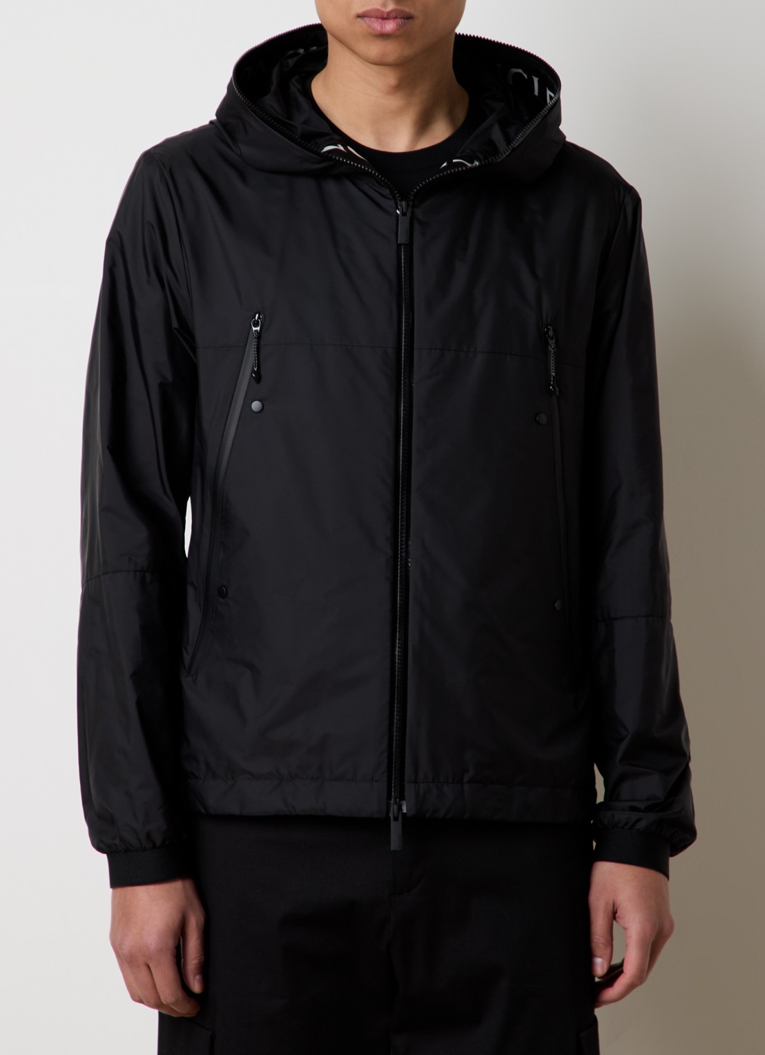 Moncler Junichi windjack met capuchon - detail 4 zwart