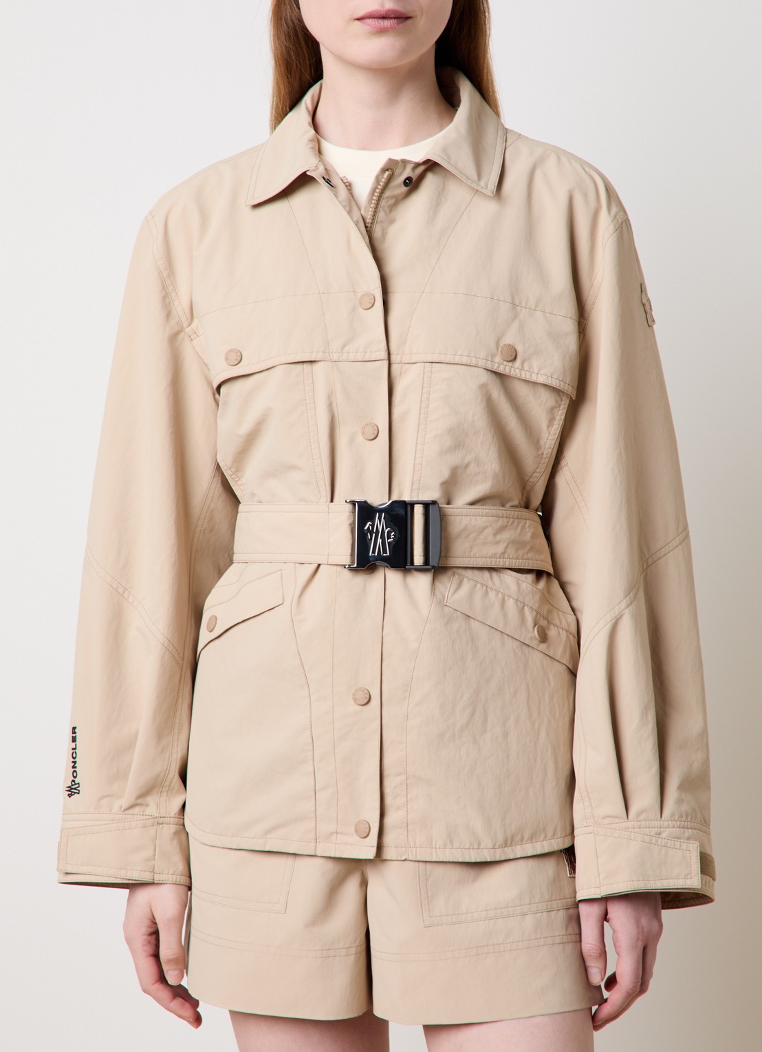 Moncler Kaeng jack met ceintuur - detail 3 beige
