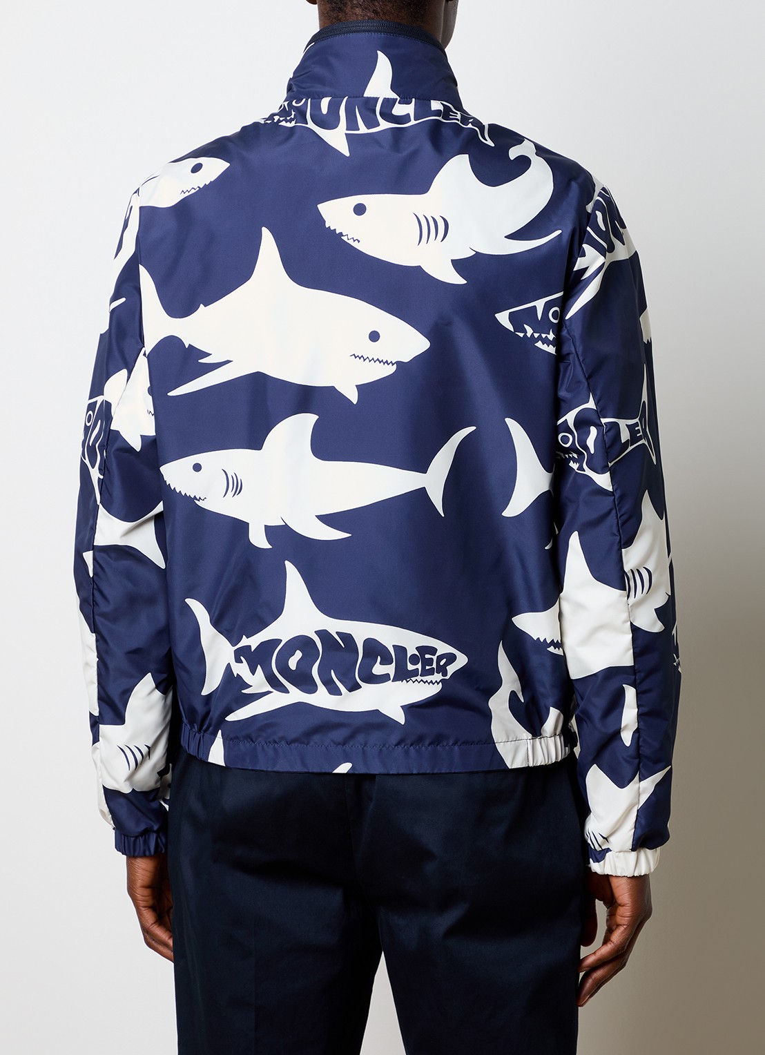 Moncler Lachat reversible jack met opbergbare capuchon - achterkant 7 donkerblauw