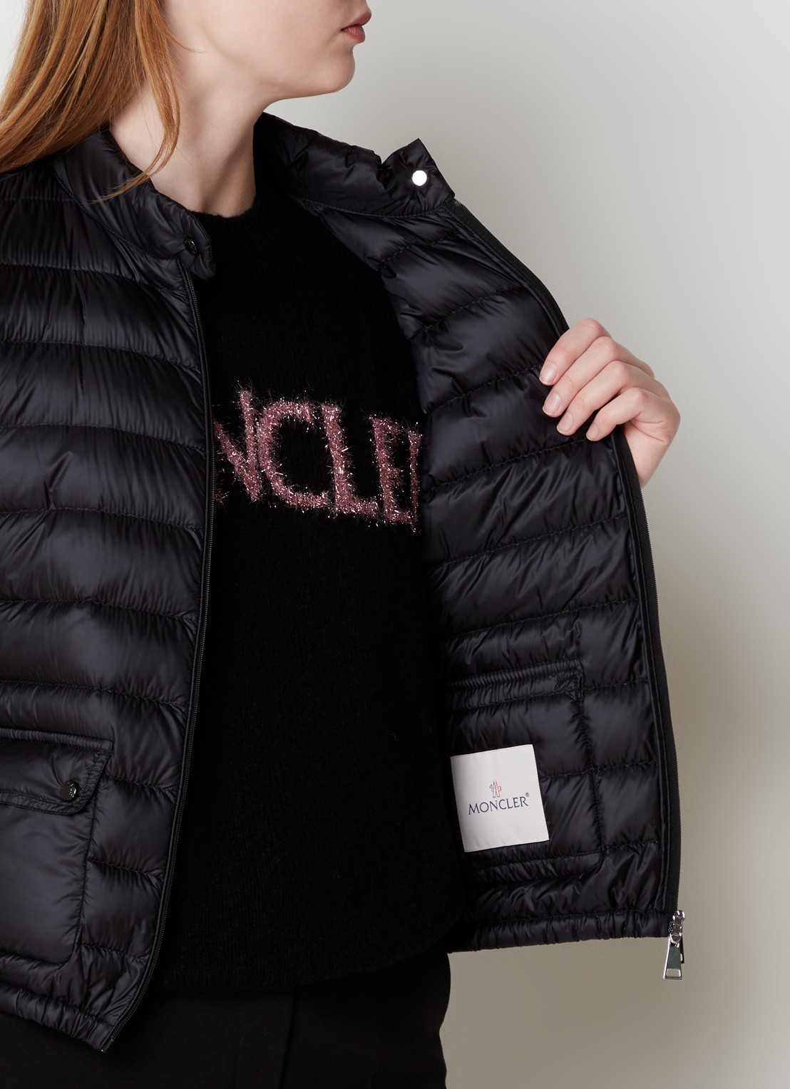 Moncler Lans gewatteerd jack met donsvulling met logoborduring - detail 3 zwart