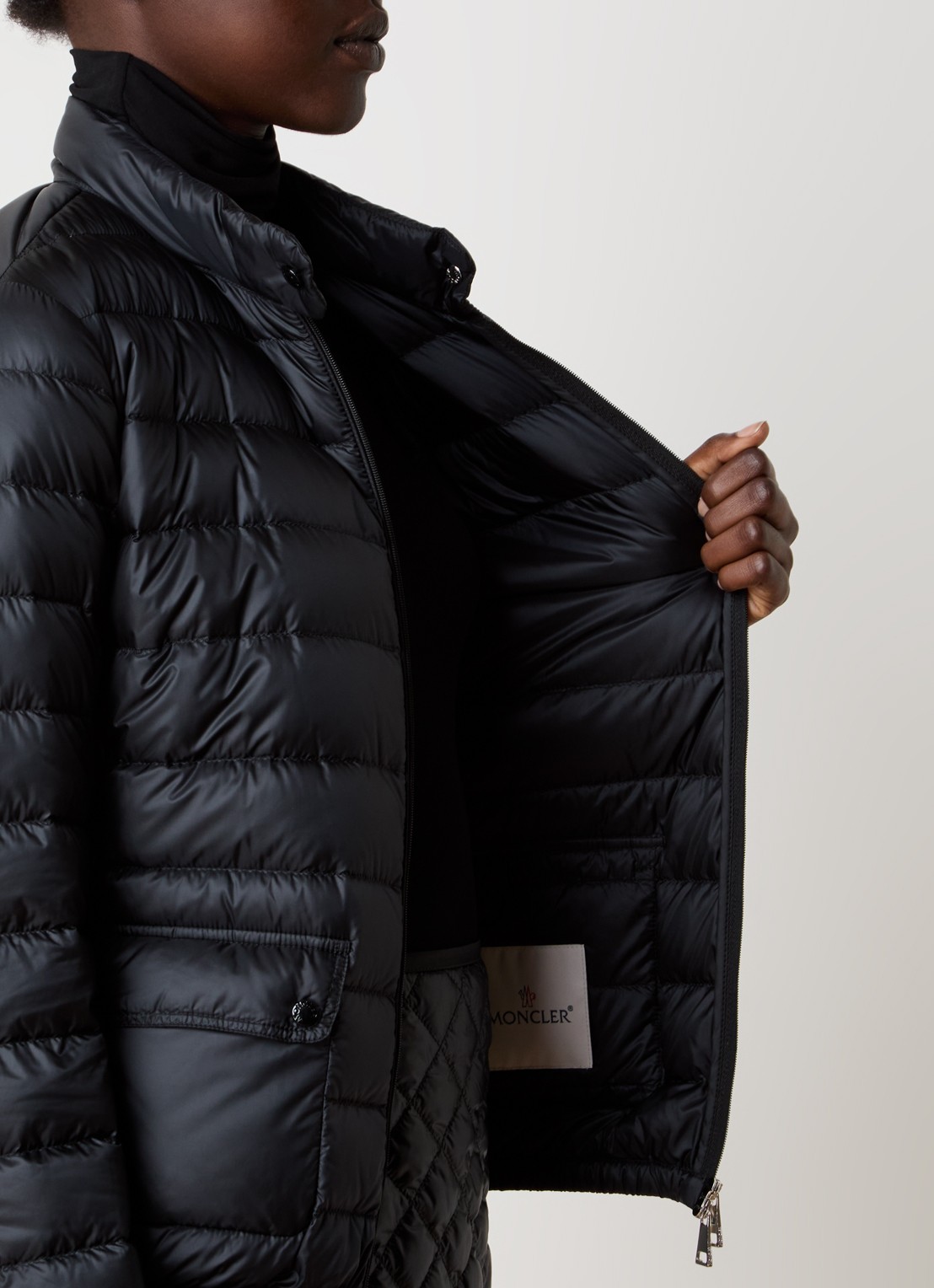 Moncler Lans gewatteerde jas met donsvulling en klepzakken - detail 5 zwart