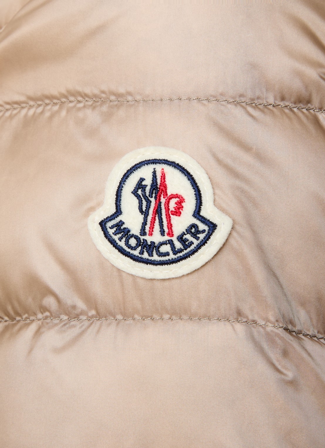 Moncler Lans gewatteerde jas met donsvulling en klepzakken - detail 6 beige