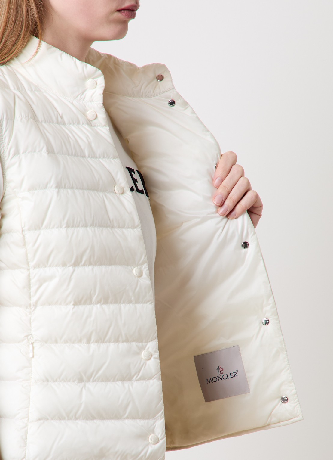 Moncler Liane gewatteerde bodywarmer met donsvulling en logo - detail 5 gebroken wit