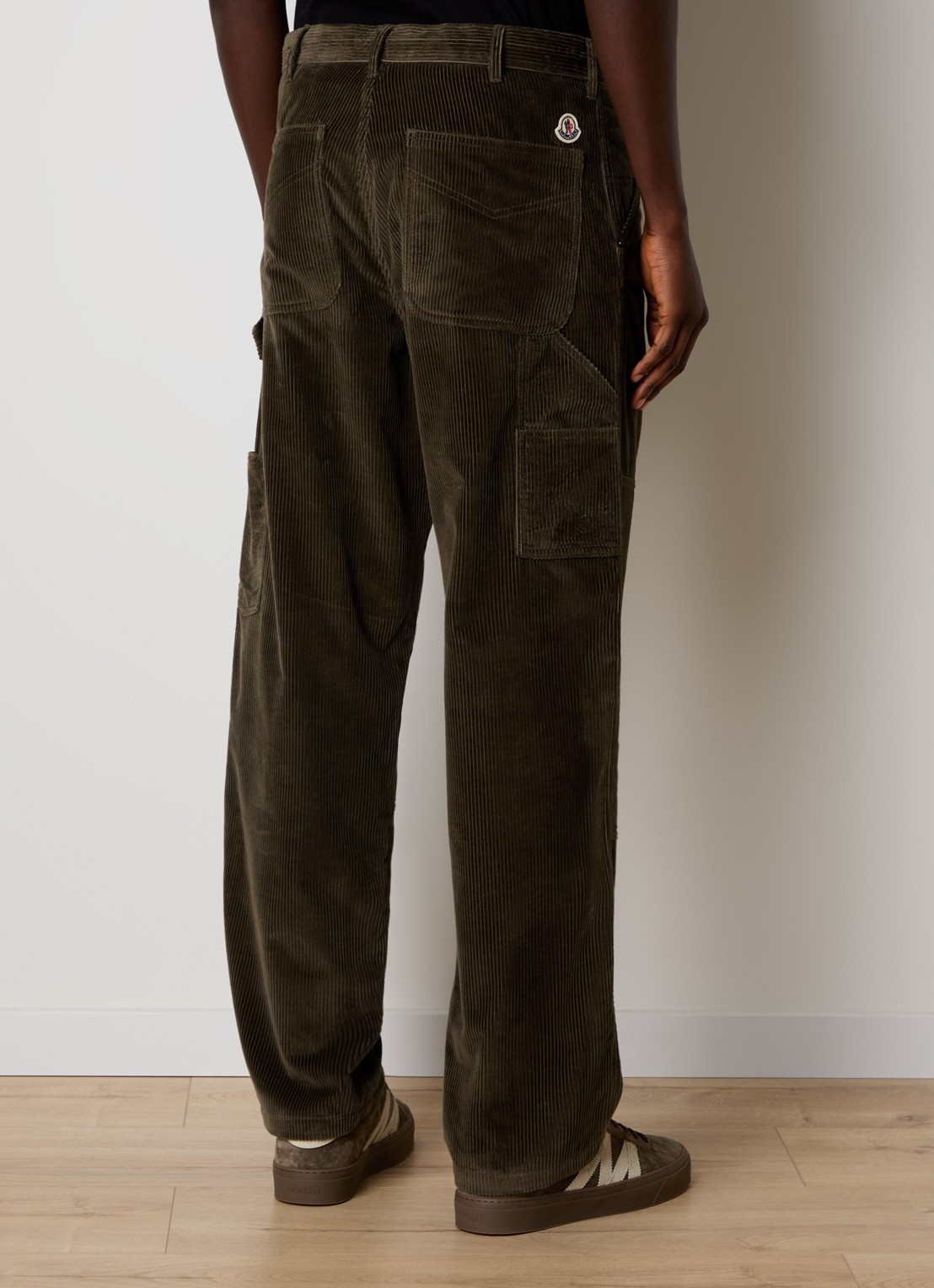 Moncler Loose fit cargobroek van corduroy met steekzakken  - achterkant bronsgroen