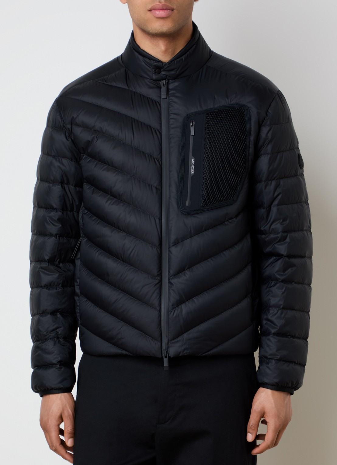 Moncler Mackinac pufferjack met donsvulling - detail 4 zwart