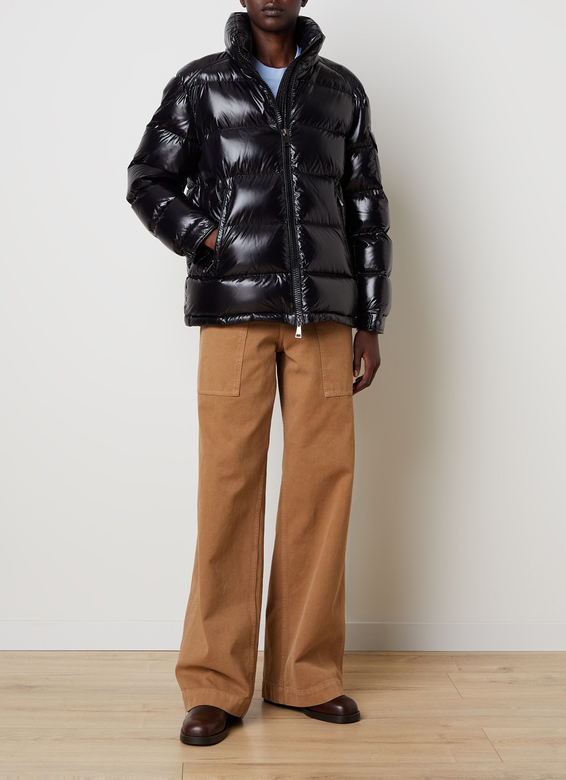 Moncler Maire puffer jack met donsvulling en afneembare capuchon - voorkant 2 zwart