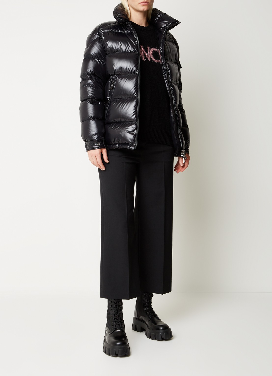 Moncler Maire puffer jas met donsvulling en afneembare capuchon - voorkant 2 zwart