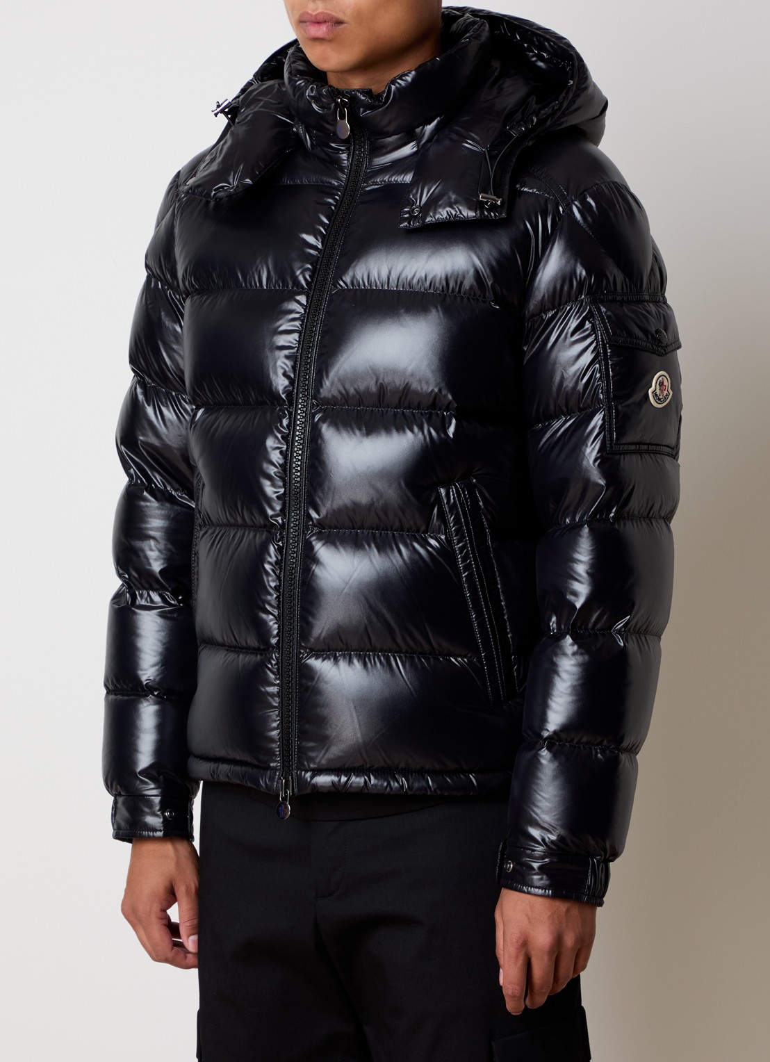 Moncler Maya pufferjas met donsvulling - detail zwart