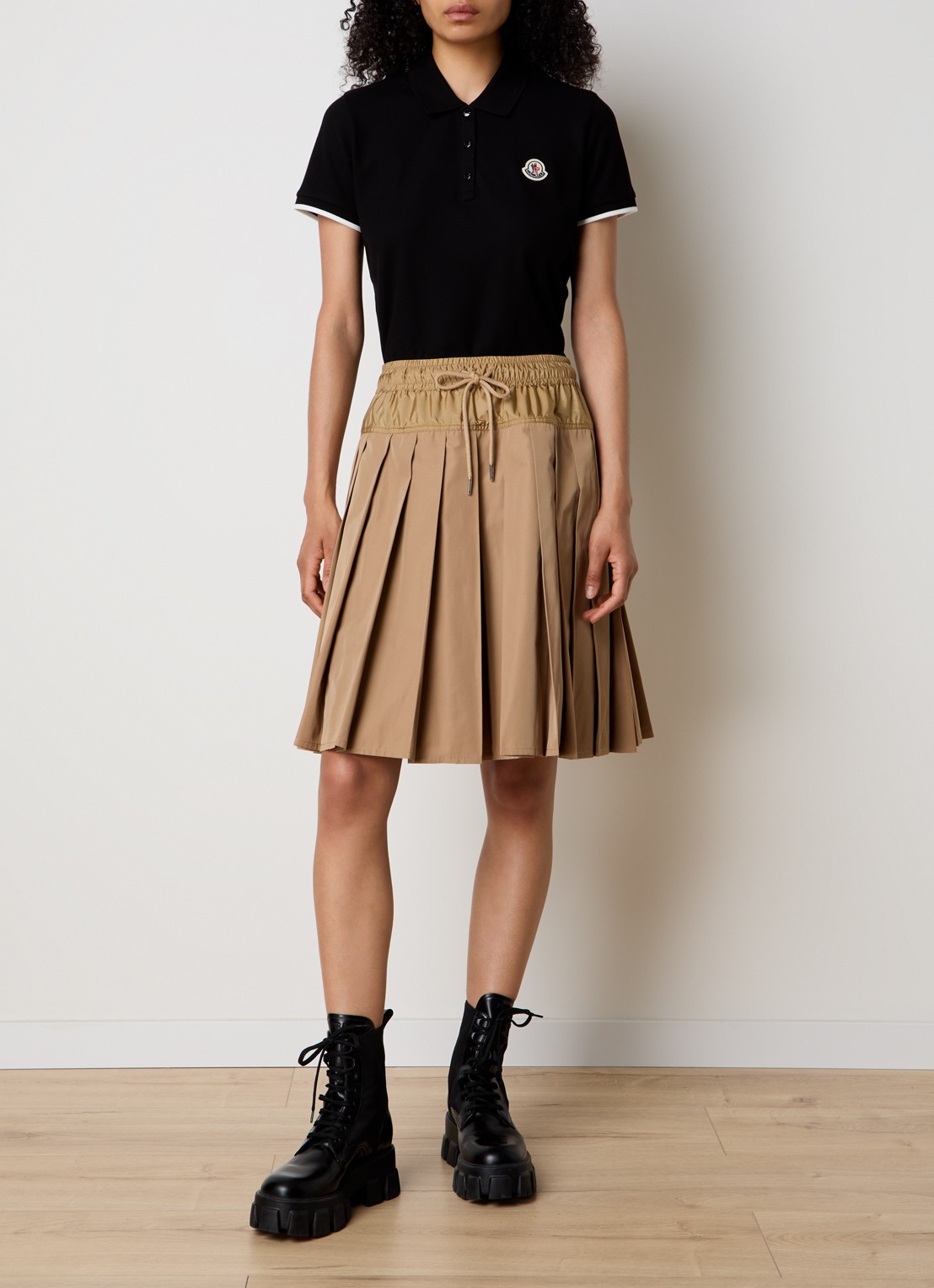 Moncler Mini plooirok met trekkoord - voorkant 4 beige
