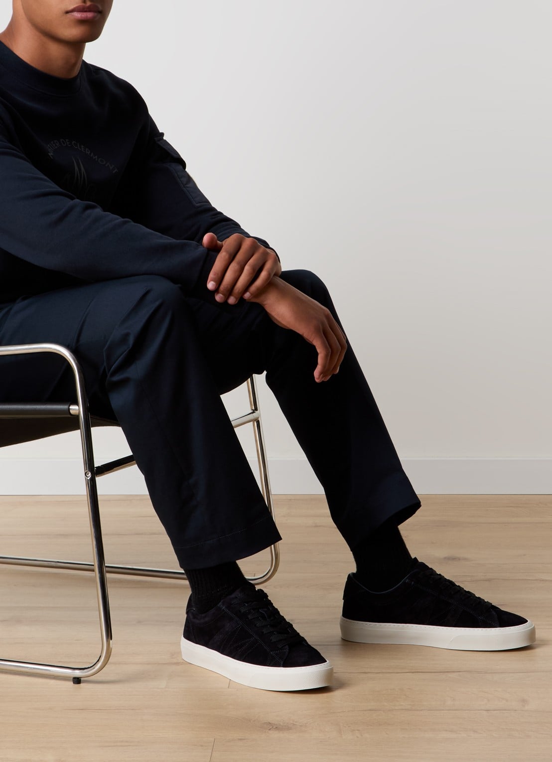 Moncler Monaco2 sneaker van suède - voorkant 3 donkerblauw
