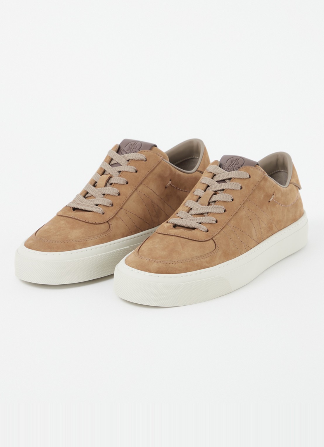 Moncler Monclub sneaker van suède - detail 2 camel